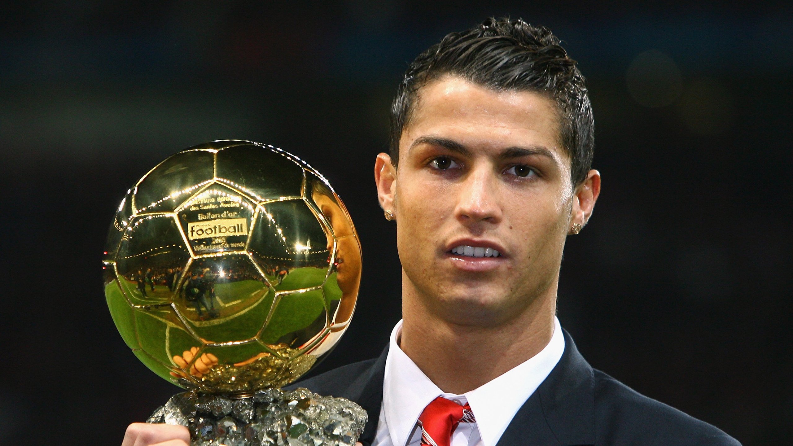 PSG后防漏洞多次被切尔西利用